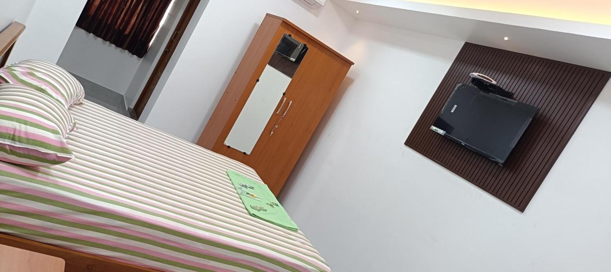 Urc Lodge Perundurai エクステリア 写真